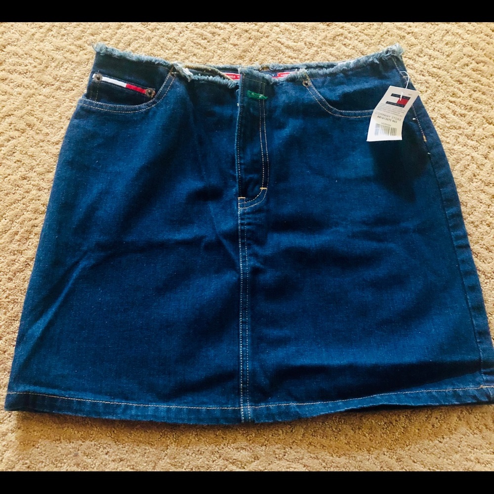NWT Tommy Hilfiger Girls denim mini skirt
